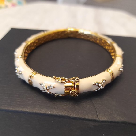 Pair of Enamel and Crystal Bangles - Picture 9 of 15